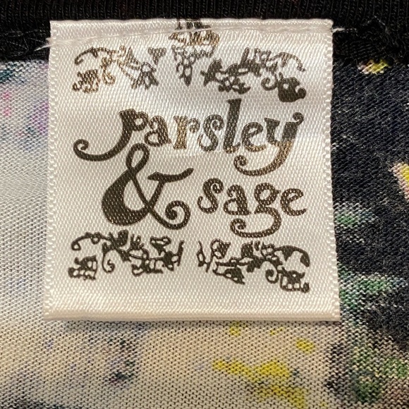 Parsley & Sage Black Multicolor Tunic Top with Lace on Bottom - Picture 4 of 7